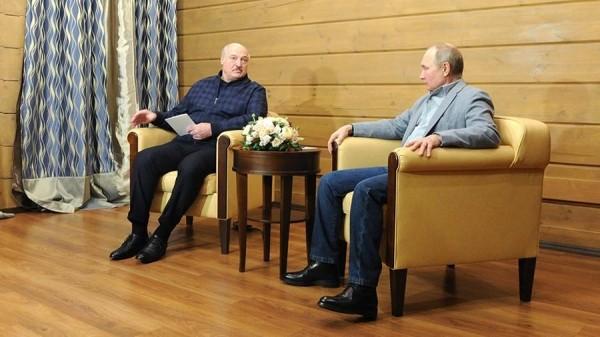 Лукашенко опроверг обсуждение кредита Белоруссии на встрече с Путиным
